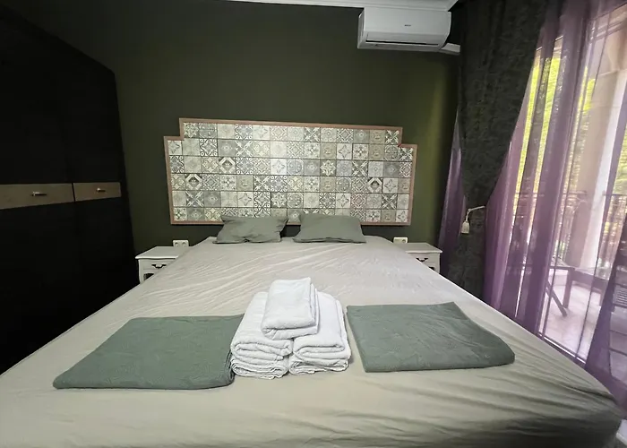 Garden View Golden Sands